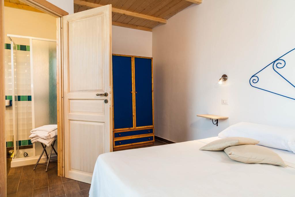 Bed and Breakfast The Old Farm Asfodeli - Adults Only Sanalvò Exterior foto